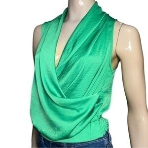 Towne Women’s Size S Emerald Green Surplice Neck Blousy Sleeveless Tank Top